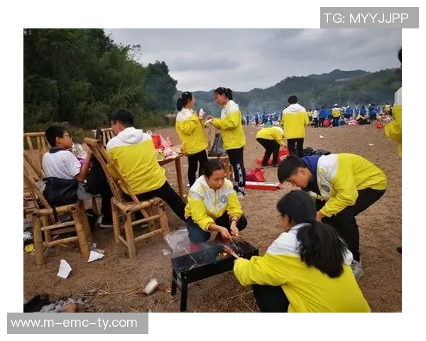 虹口足球场西北狼烧烤美食探秘尽享舌尖上的美味与热情聚会体验